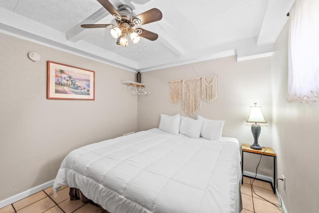 Apartmán 1Br With Pool Parking Pets Next To Beach 6 Myrtle Beach Exteriér fotografie
