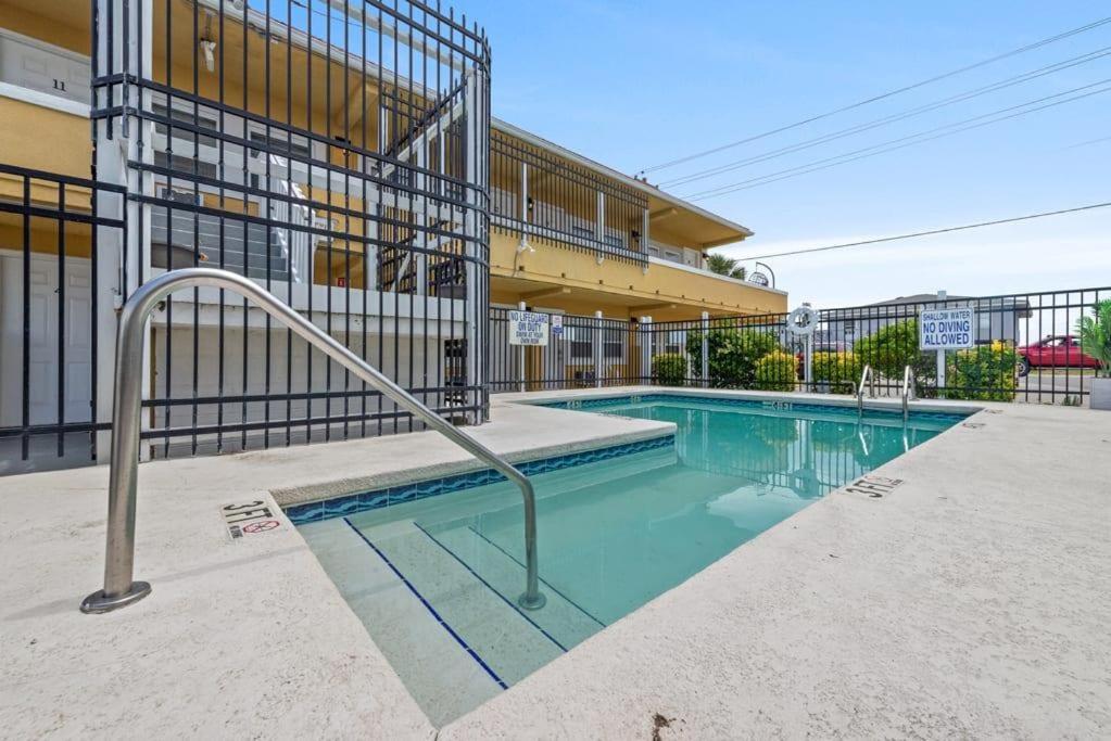 Apartmán 1Br With Pool Parking Pets Next To Beach 6 Myrtle Beach Exteriér fotografie